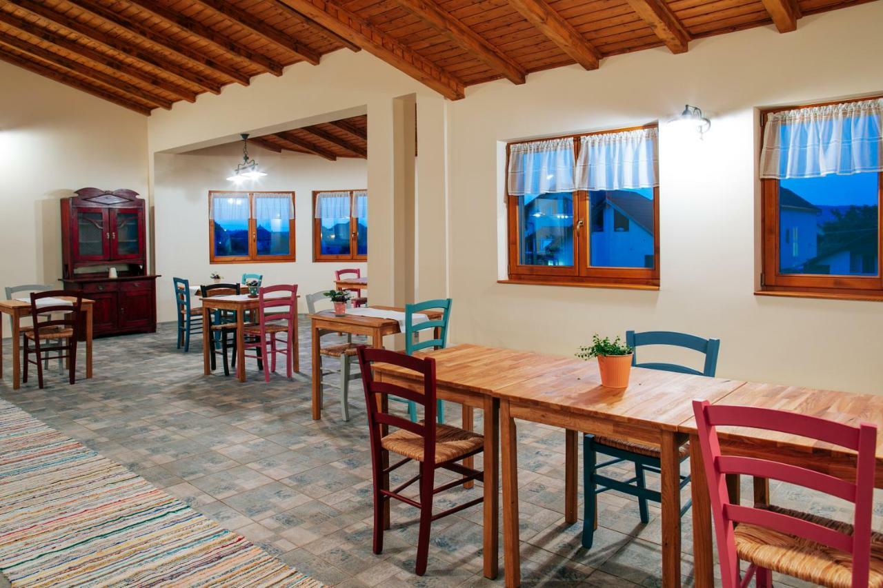 Bed and Breakfast Zumzet à Şelimbăr Extérieur photo